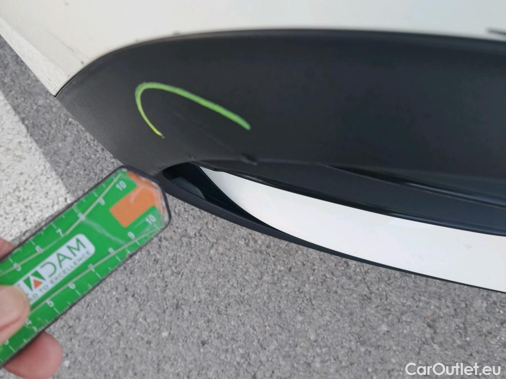  Mercedes  GLB MERCEDES-BENZ  / 2019 / 5P / todoterreno 2.0  200 D DCT 110KW (150CV) #35