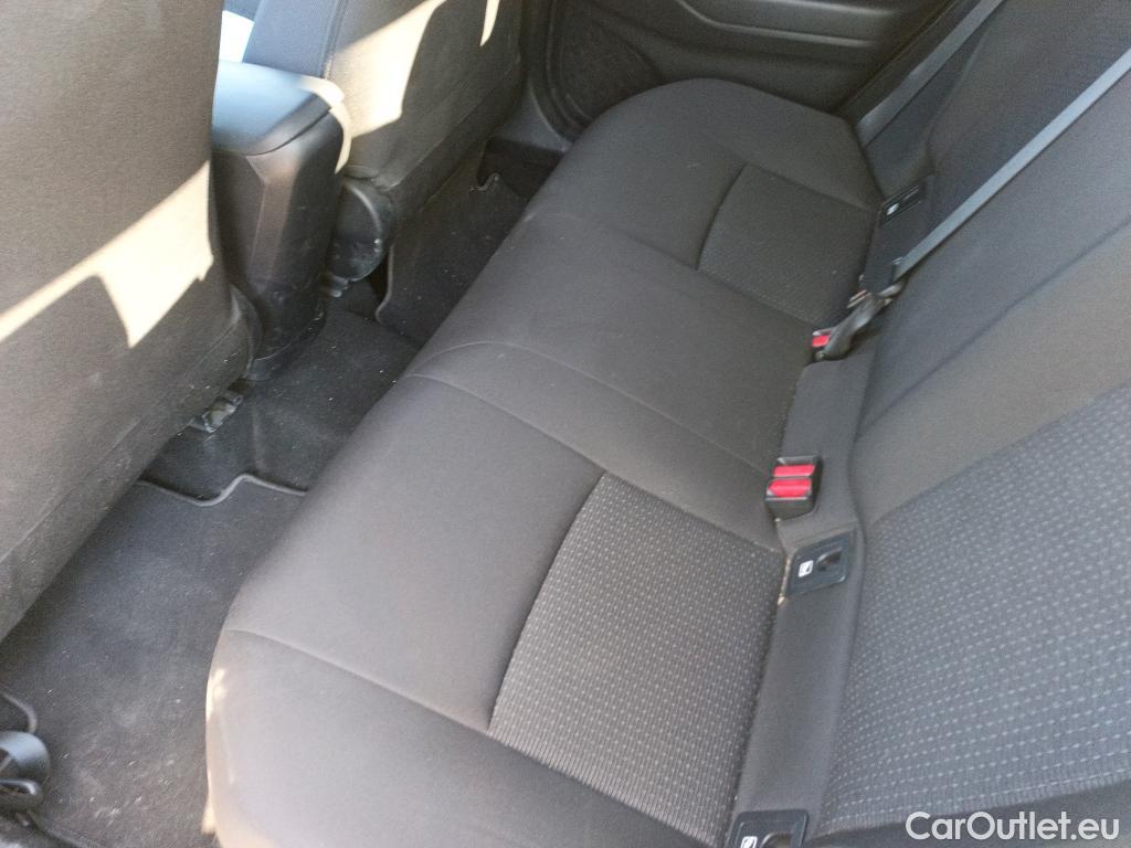  Toyota  C-HR TOYOTA  / 2016 / 5P / todoterreno 1.8 125H Advance (CX) #8