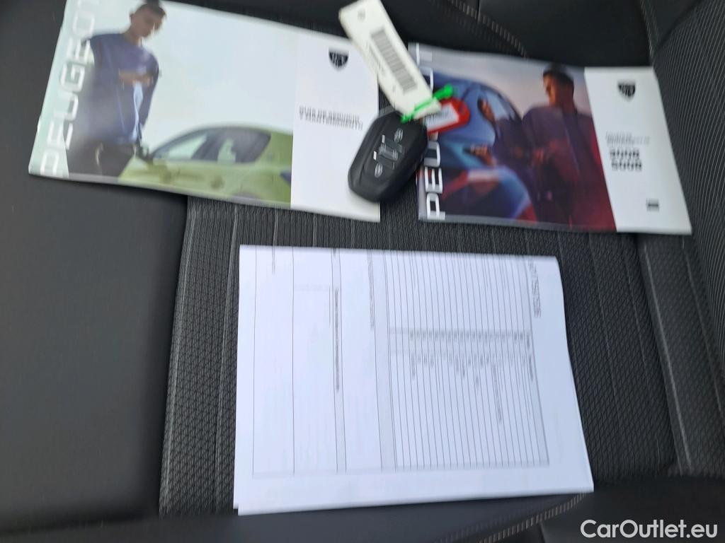  Peugeot  3008  Hybrid 136 Allure 1.2 135CV AT6 6E #5