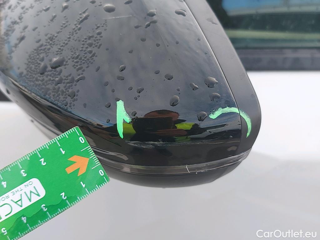  Peugeot  2008 PEUGEOT  / 2019 / 5P / todoterreno Active Pack Puretech 100 S&S BVM6 #8