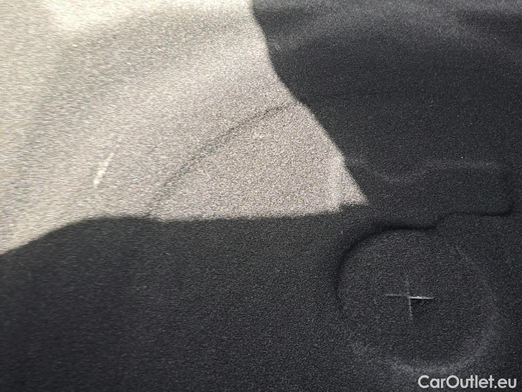  Peugeot  3008  Hybrid 136 Allure 1.2 135CV AT6 6E #4