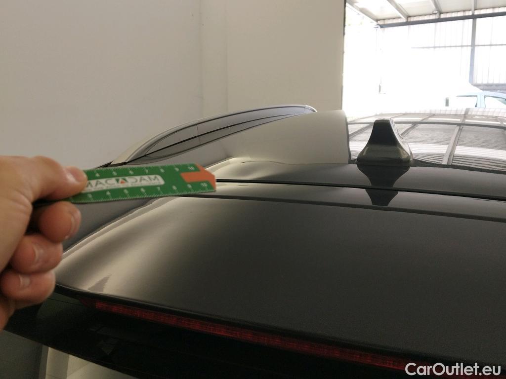  KIA  Niro KIA e- / 2016 / 5P / crossover e- 150kW (204CV) Drive (Long Range) #1