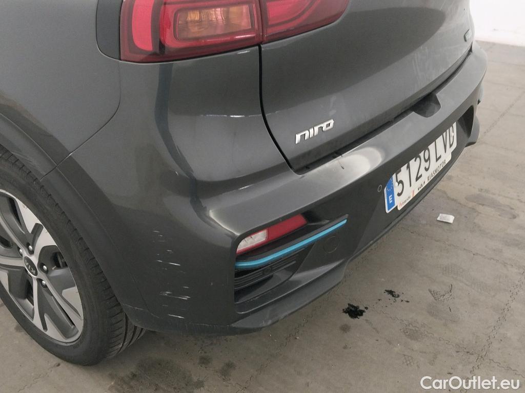  KIA  Niro KIA e- / 2016 / 5P / crossover e- 150kW (204CV) Drive (Long Range) #29