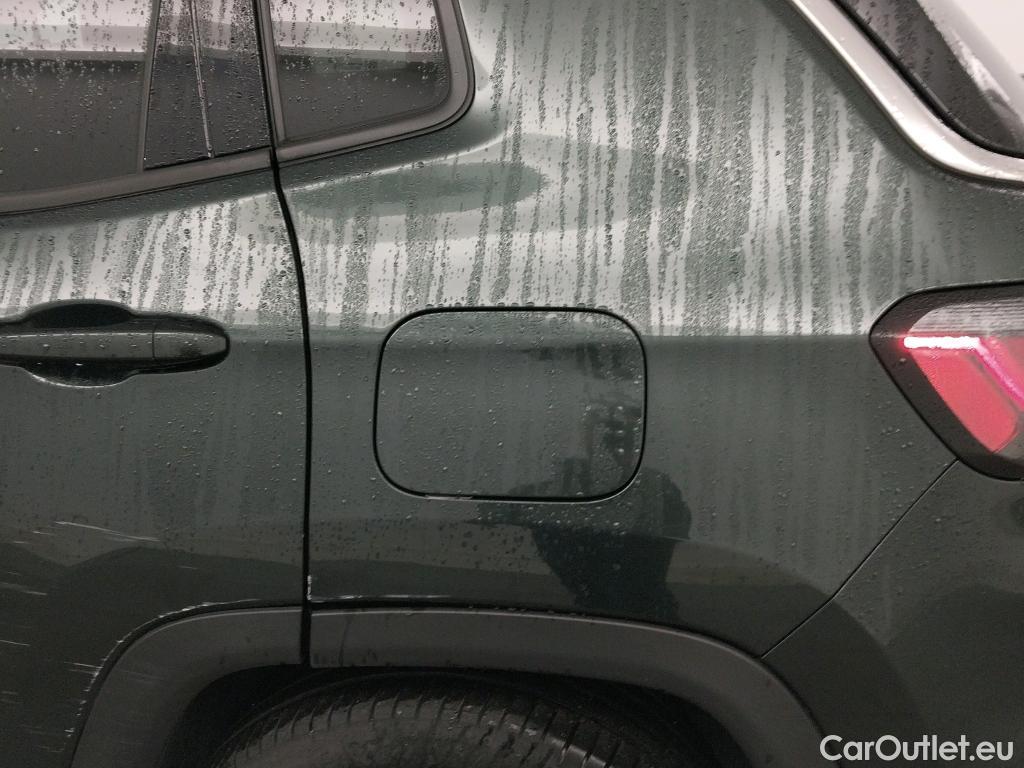  Jeep  Compass JEEP  / 2021 / 5P / todoterreno 1.3 PHEV 140kW (190CV) Limited AT AWD #1