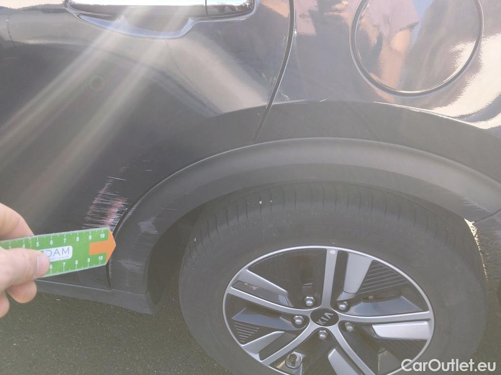  KIA  Niro KIA  1.6 GDi PHEV 104kW (141CV) Drive #32