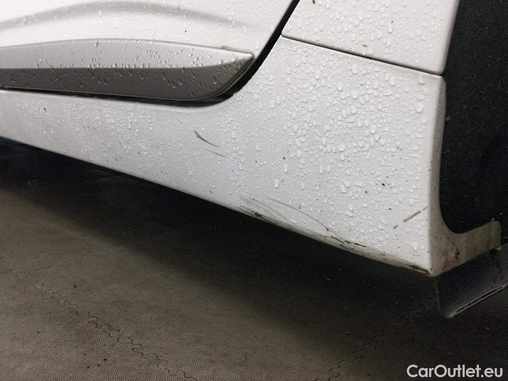  Hyundai   Ioniq HYUNDAI / 2019 / 5P / berlina con portón 1.6 GDI HEV Tecno DCT #7