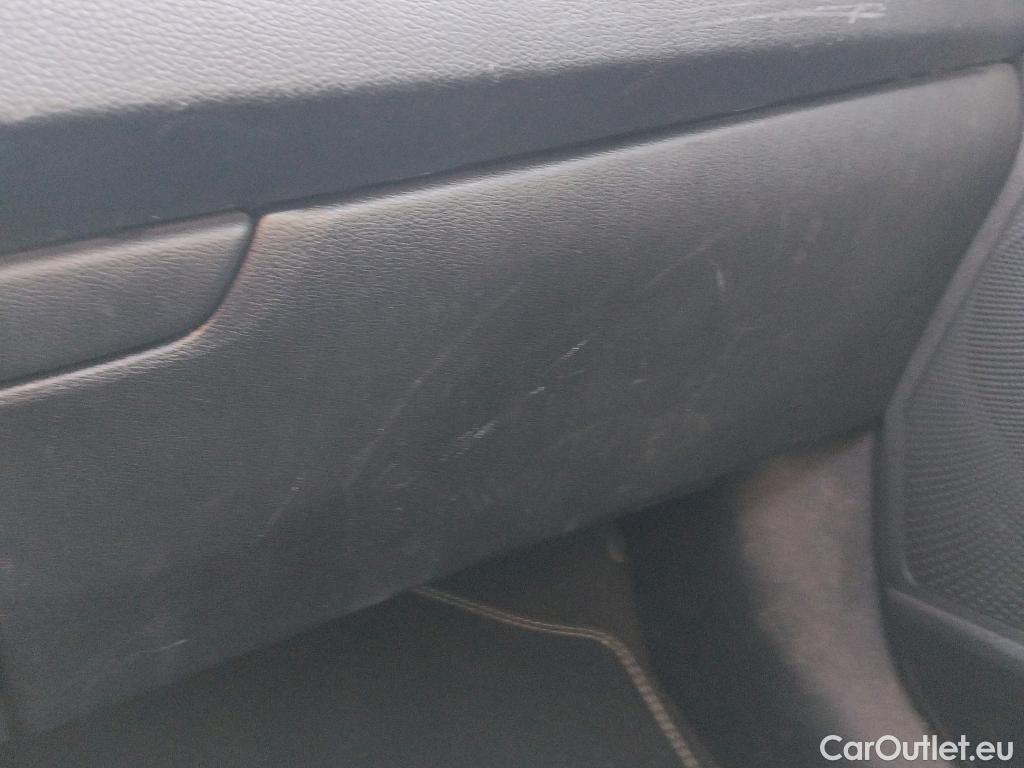  KIA  Niro KIA e- / 2016 / 5P / crossover e- 150kW (204CV) Drive (Long Range) #25