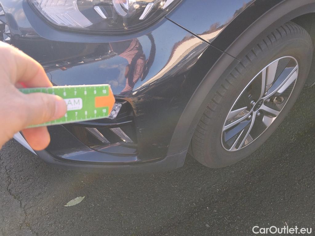  KIA  Niro KIA  1.6 GDi PHEV 104kW (141CV) Drive #18