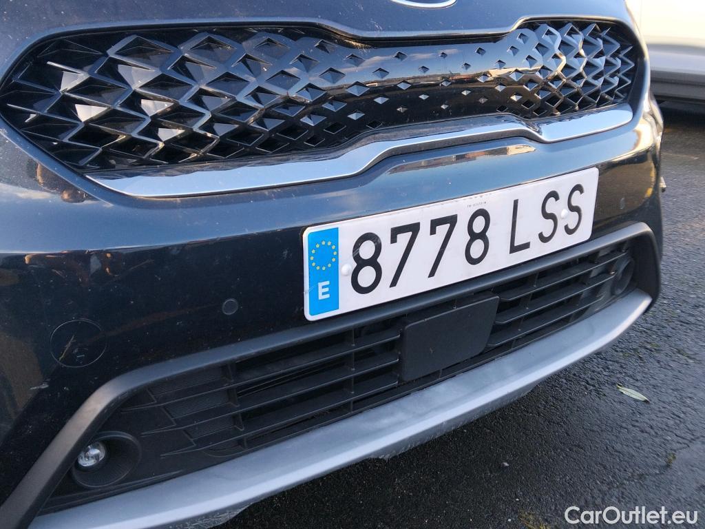  KIA  Niro KIA  1.6 GDi PHEV 104kW (141CV) Drive #29