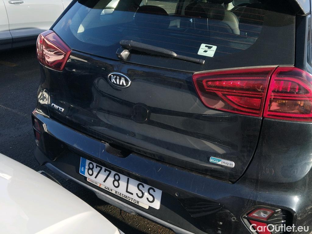  KIA  Niro KIA  1.6 GDi PHEV 104kW (141CV) Drive #7