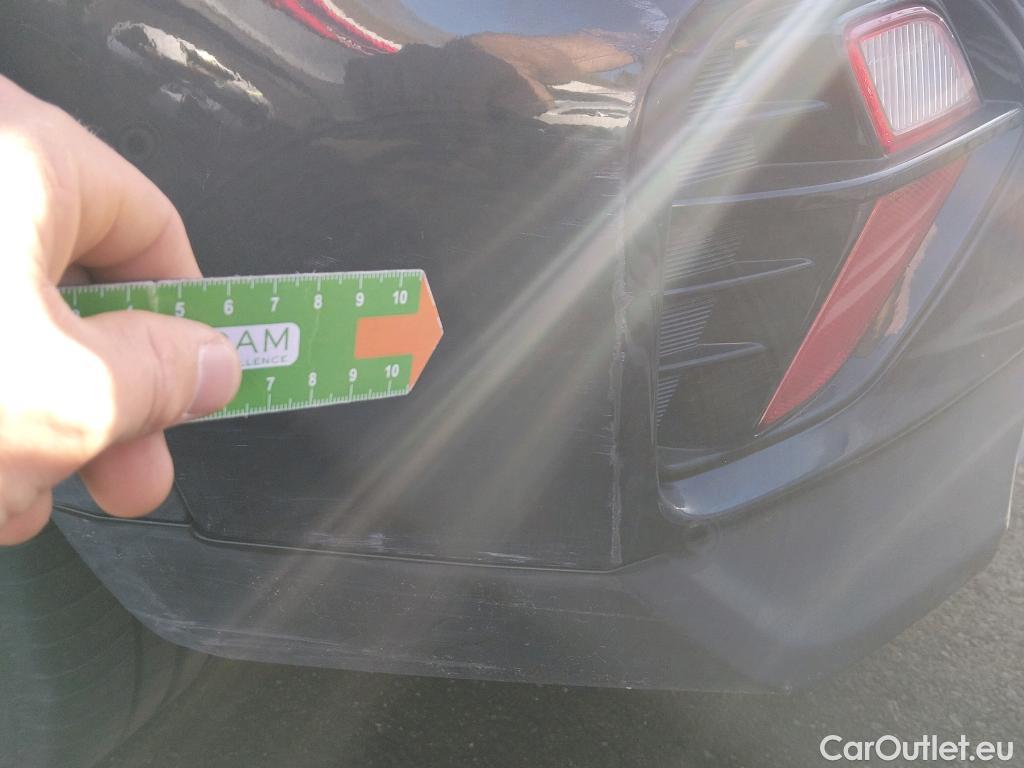  KIA  Niro KIA  1.6 GDi PHEV 104kW (141CV) Drive #16