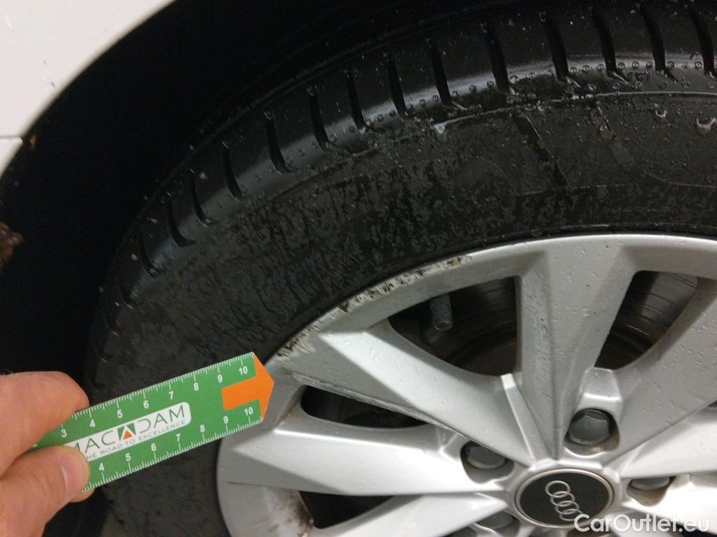  Audi  A3 AUDI  / 2020 / 5P / berlina con portón Sportback 30 TFSI 81kW (110CV) S tronic #12