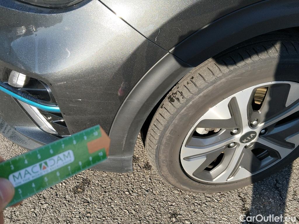  KIA  Niro KIA e- / 2016 / 5P / crossover e- 150kW (204CV) Drive (Long Range) #36