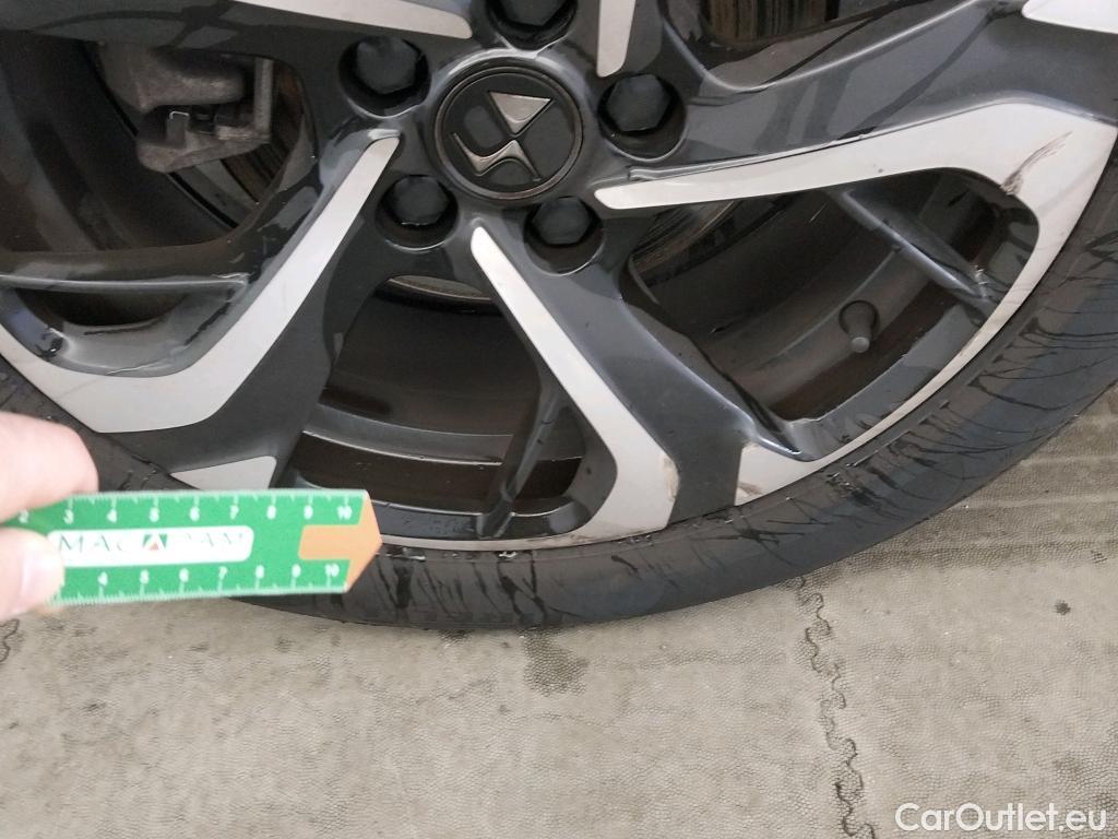  DS  DS7 DS DS 7 Crossback / 2017 / 5P / todoterreno BlueHDi DE 96kW (130CV) Auto. CHIC (AC) #8