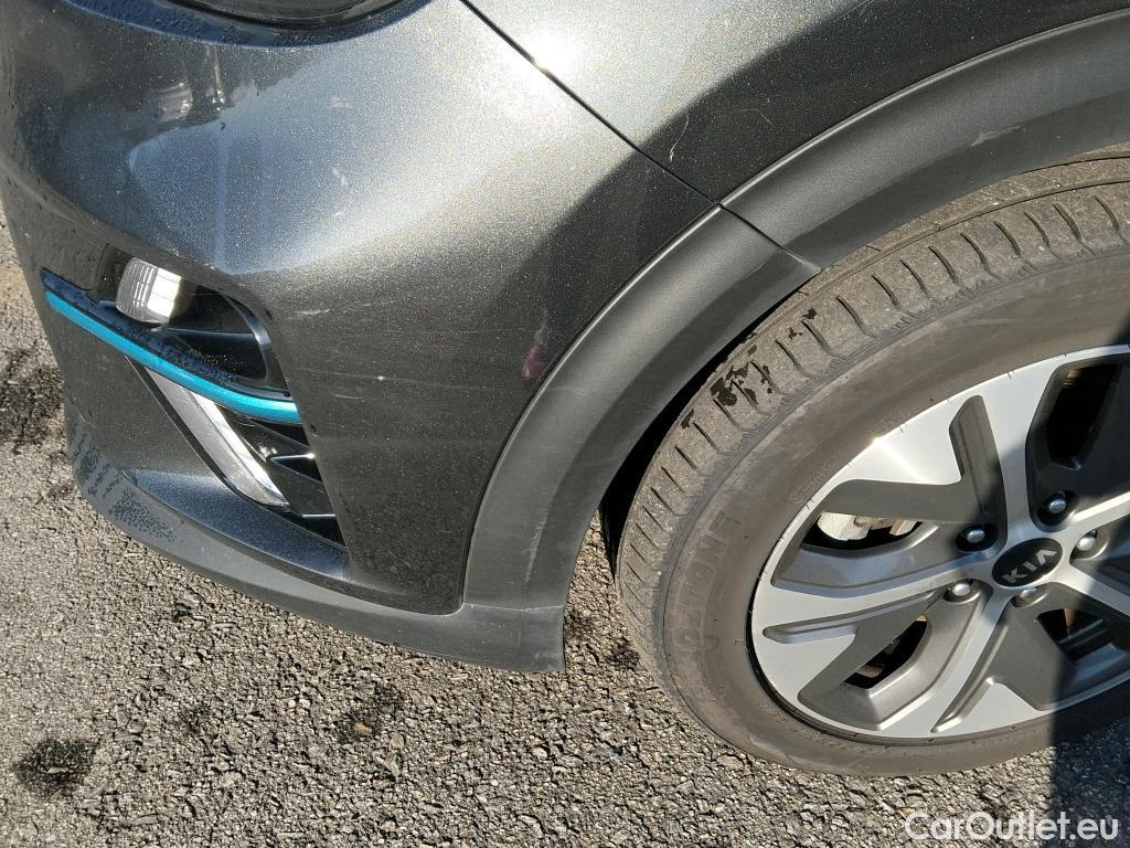  KIA  Niro KIA e- / 2016 / 5P / crossover e- 150kW (204CV) Drive (Long Range) #35