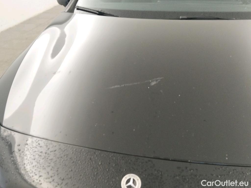  Mercedes  A-Klasse MERCEDES-BENZ Clase A / 2018 / 4P / sedán Sedán A 250 e #9