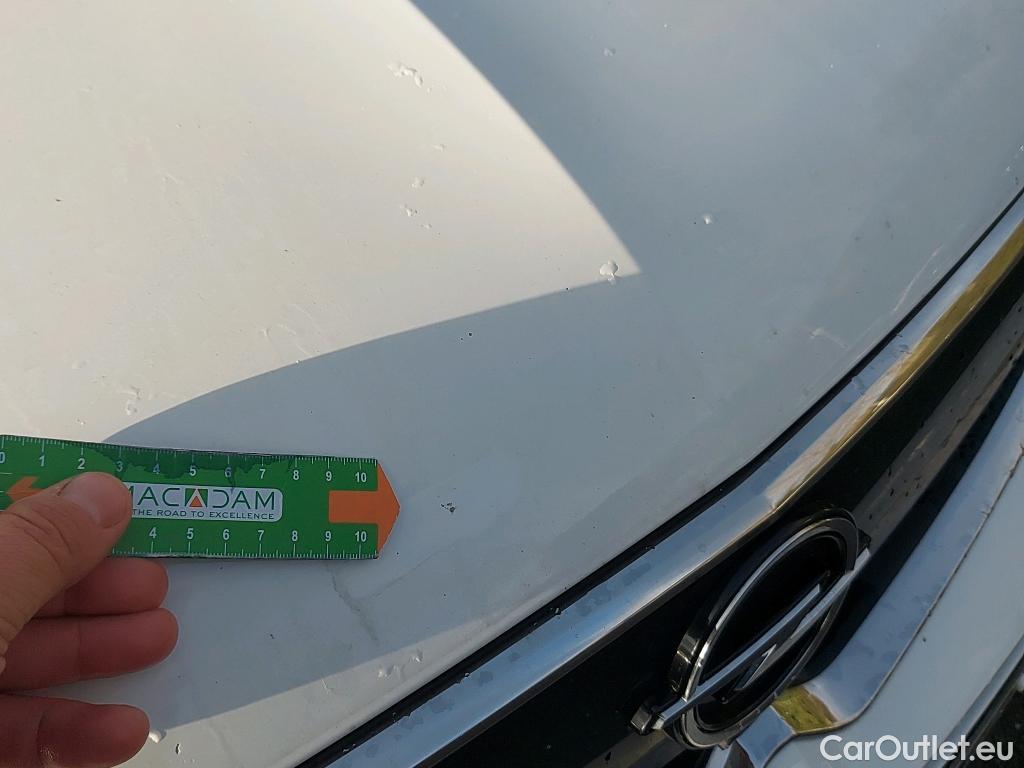  Opel   Grandland X OPEL Grandland / 2021 / 5P / todoterreno 1.5 CDTi Business Edition Auto #3