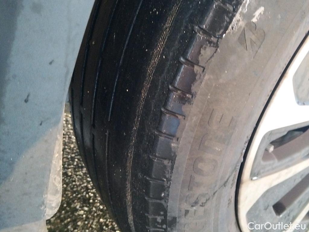  Mercedes  GLC MERCEDES-BENZ  / 2022 / 5P / todoterreno  220 d 4MATIC  #7