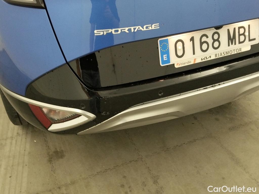  KIA  Sportage KIA  / 2022 / 5P / todoterreno 1.6 T-GDi PHEV 198kW (265CV) Tech 4X4 #11