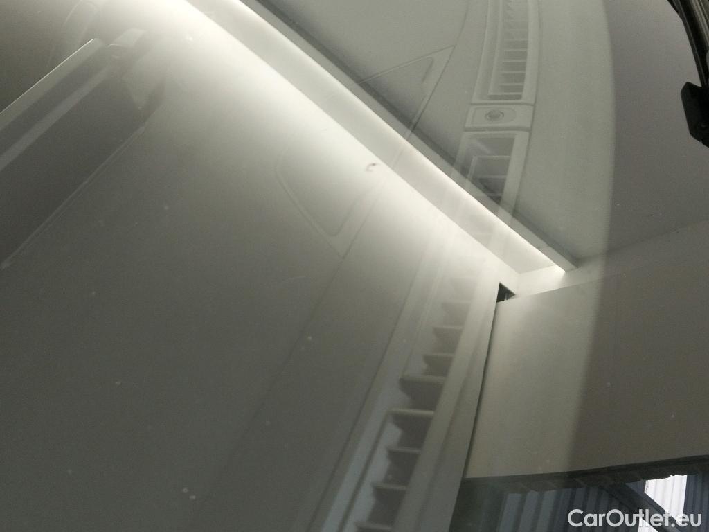  Peugeot  3008 PEUGEOT  / 2020 / 5P / todoterreno 1.5 BlueHDi 96kW (130CV) S&S Active Pack #17