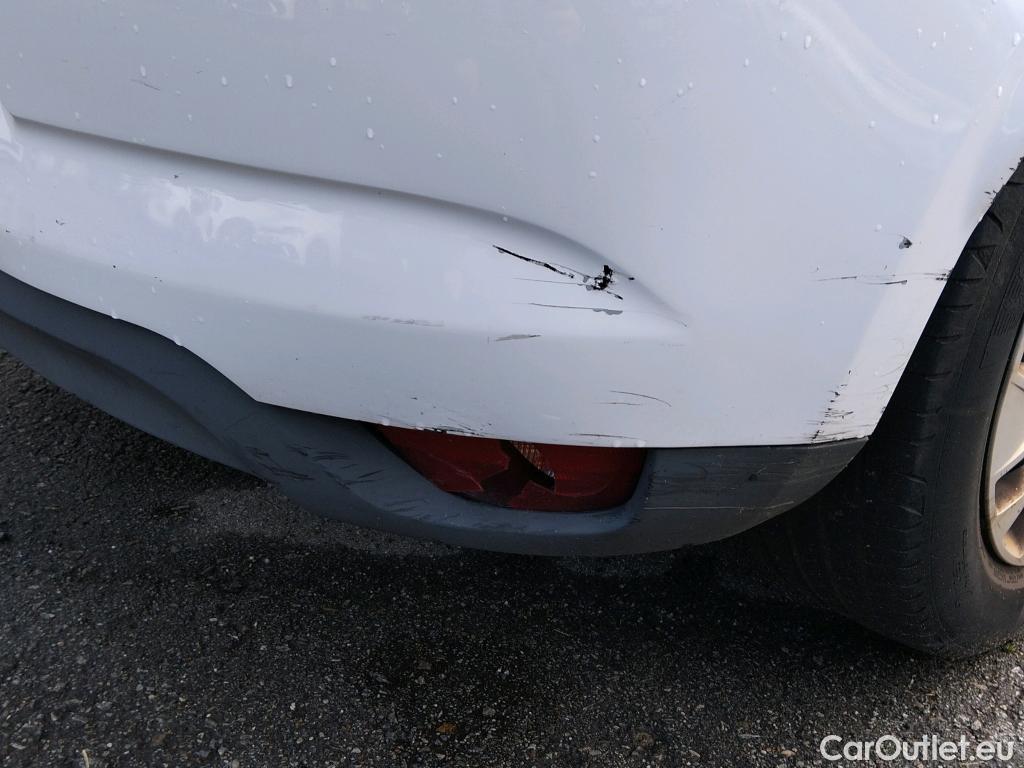  Renault  Megane RENAULT Mégane / 2015 / 5P / berlina con portón Life Blue dCi 70kW (95CV) #27