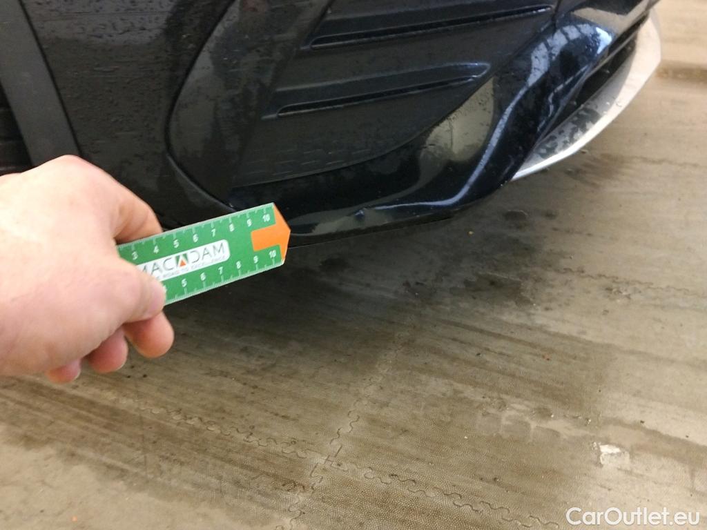  Mercedes  GLA MERCEDES-BENZ  / 2020 / 5P / todoterreno  200 D #9