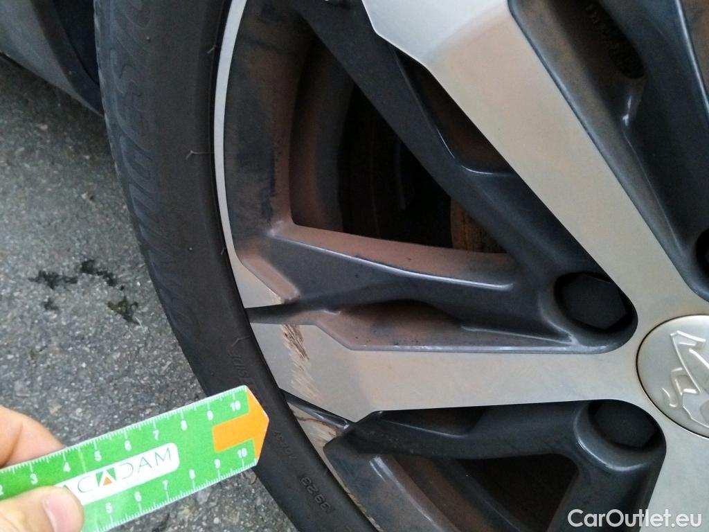  Peugeot  3008 PEUGEOT  / 2020 / 5P / todoterreno 1.5 BlueHDi 96kW S&S GT EAT8 #8