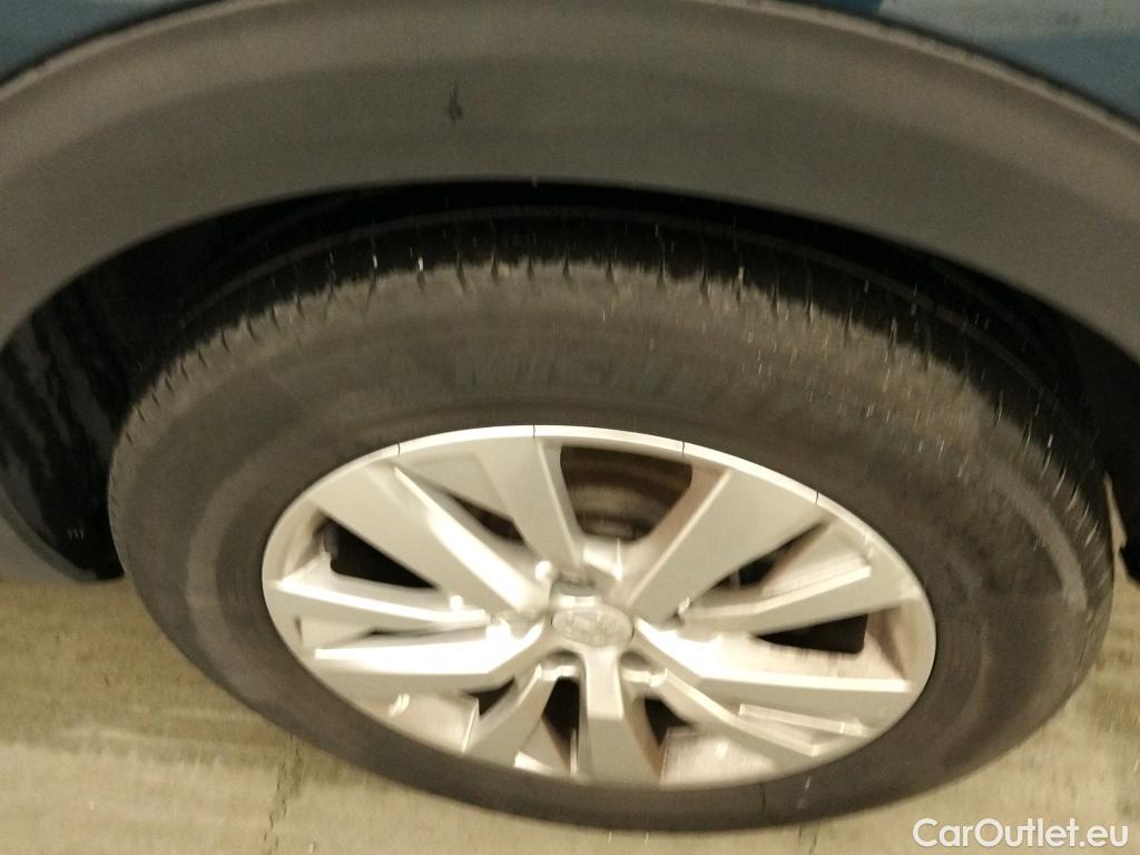  Peugeot  3008 PEUGEOT  / 2020 / 5P / todoterreno 1.5 BlueHDi 96kW (130CV) S&S Active Pack #9