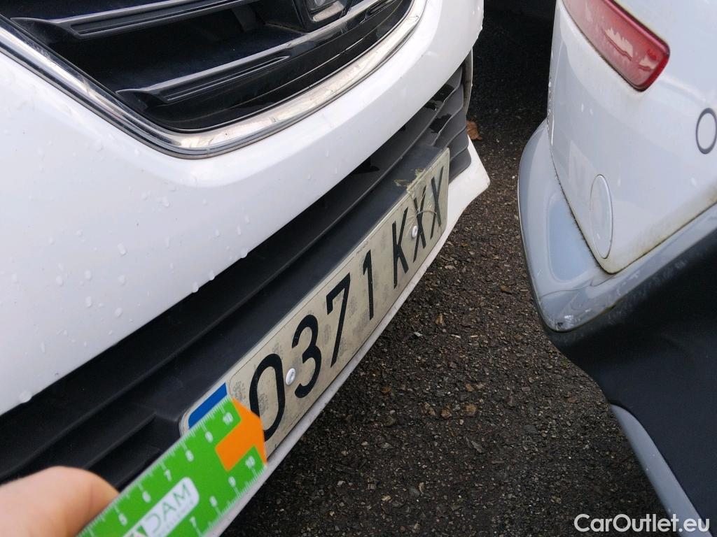  Renault  Megane RENAULT Mégane / 2015 / 5P / berlina con portón Life Blue dCi 70kW (95CV) #34