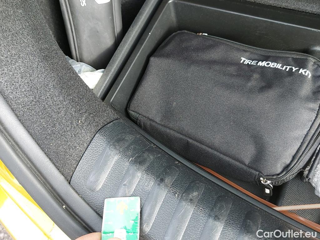  KIA  XCeed KIA  / 2019 / 5P / todoterreno 1.6 GDi PHEV 104kW (141CV) eTech #26