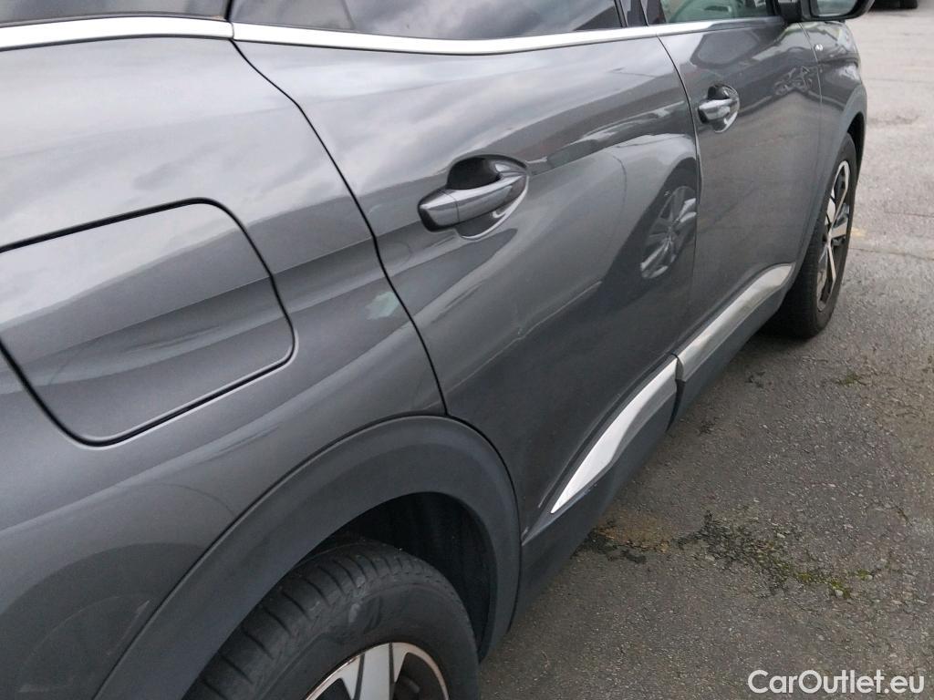  Peugeot  3008 PEUGEOT  / 2020 / 5P / todoterreno 1.5 BlueHDi 96kW S&S GT EAT8 #9