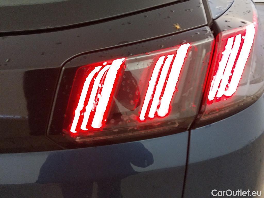  Peugeot  3008 PEUGEOT  / 2020 / 5P / todoterreno 1.5 BlueHDi 96kW (130CV) S&S Active Pack #7