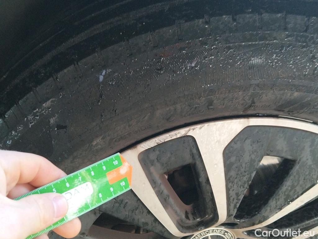  Mercedes  GLC MERCEDES-BENZ  / 2022 / 5P / todoterreno  220 d 4MATIC  #10