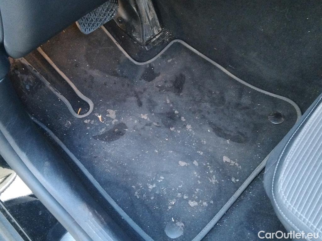  Mercedes  GLC MERCEDES-BENZ  / 2022 / 5P / todoterreno  220 d 4MATIC  #13