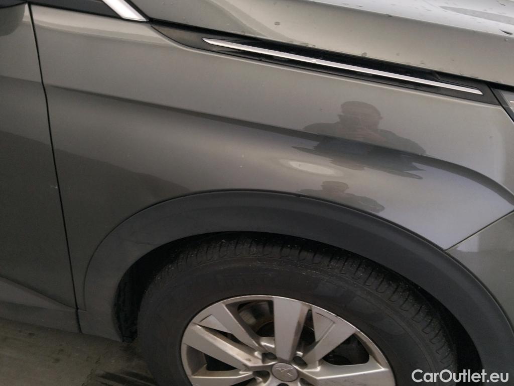  Peugeot  3008 PEUGEOT  / 2016 / 5P / todoterreno 1.5L BlueHDi 96kW (130CV) S&S Active (AC2) #11