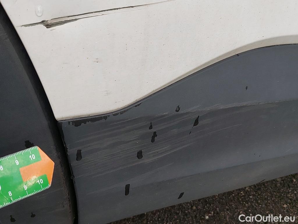  Opel   Grandland X OPEL Grandland / 2021 / 5P / todoterreno 1.5 CDTi Business Edition Auto #30