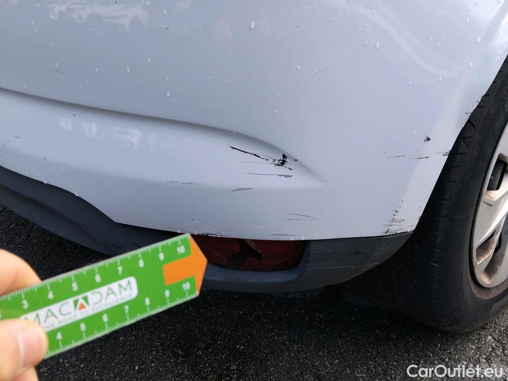  Renault  Megane RENAULT Mégane / 2015 / 5P / berlina con portón Life Blue dCi 70kW (95CV) #28