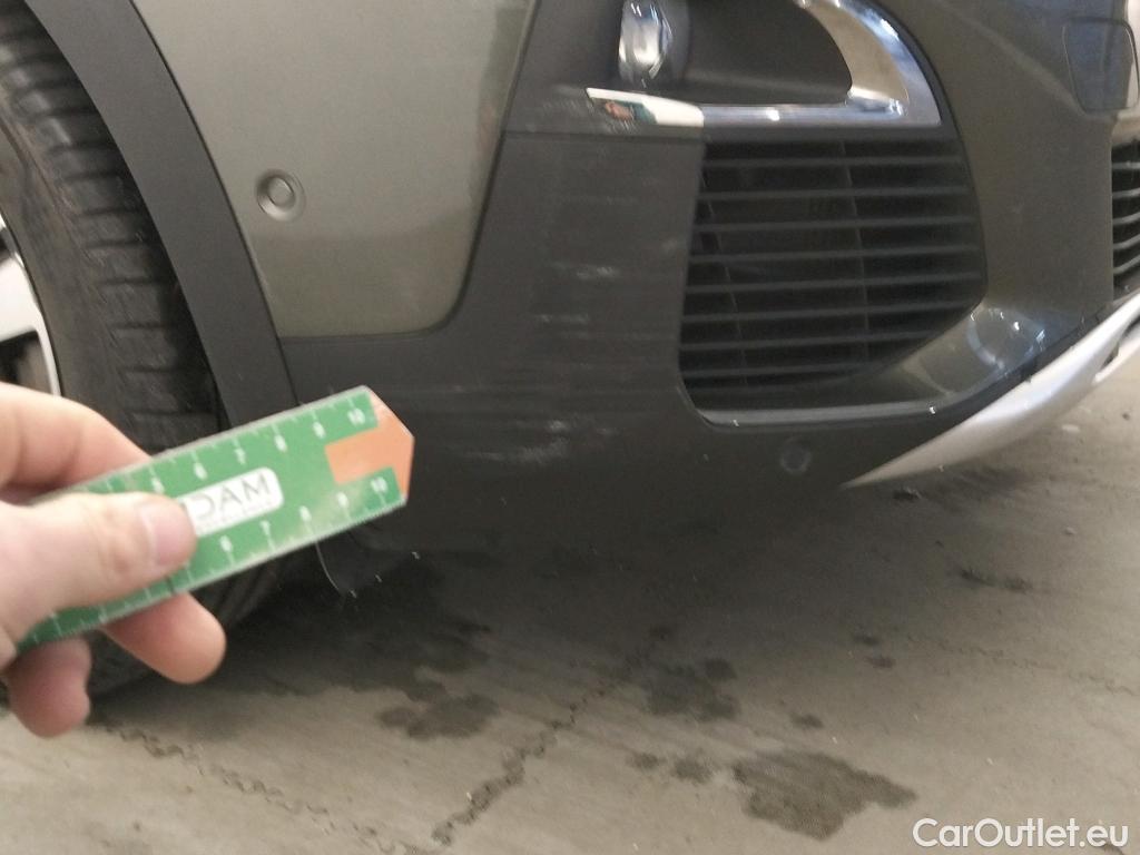  Peugeot  3008 PEUGEOT  Hybrid / 2016 / 5P / todoterreno 225 e-EAT8 Allure #24