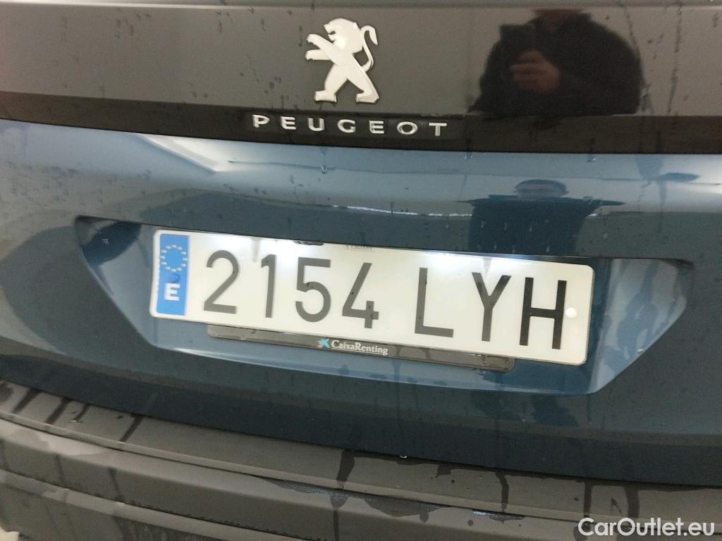  Peugeot  3008 PEUGEOT  / 2020 / 5P / todoterreno 1.5 BlueHDi 96kW (130CV) S&S Active Pack #25