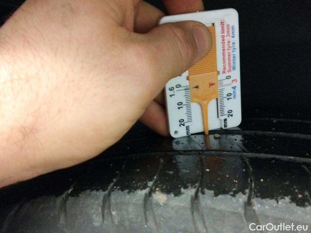  Peugeot  3008 PEUGEOT  / 2020 / 5P / todoterreno 1.5 BlueHDi 96kW (130CV) S&S Active Pack #10