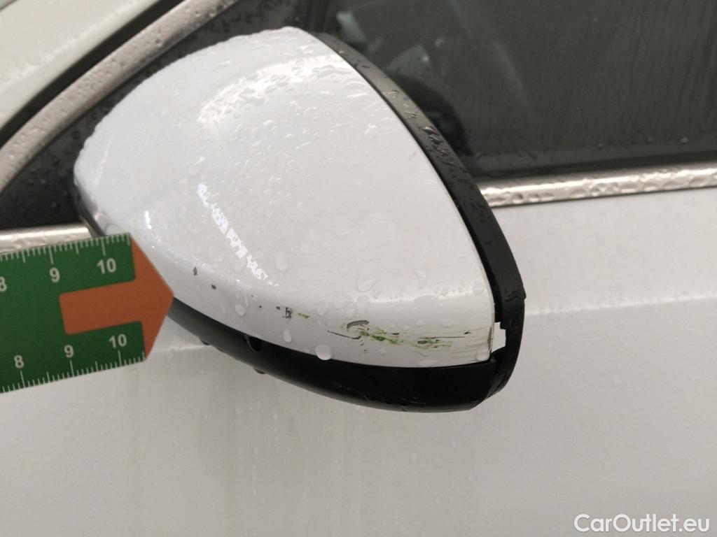  KIA  XCeed KIA  / 2019 / 5P / todoterreno 1.0 T-GDi Drive 88kW (120CV) #16