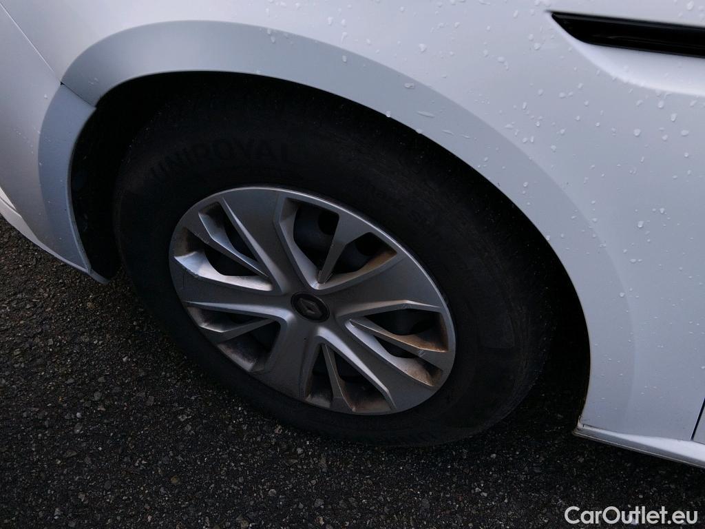  Renault  Megane RENAULT Mégane / 2015 / 5P / berlina con portón Life Blue dCi 70kW (95CV) #37