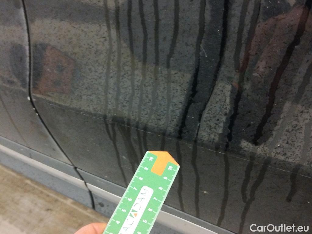  Mercedes  GLA MERCEDES-BENZ  / 2020 / 5P / todoterreno  200 D #17