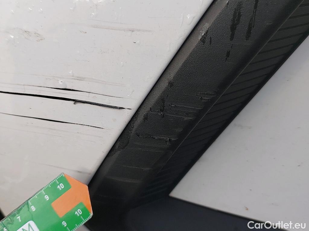  Opel   Grandland X OPEL Grandland / 2021 / 5P / todoterreno 1.5 CDTi Business Edition Auto #24