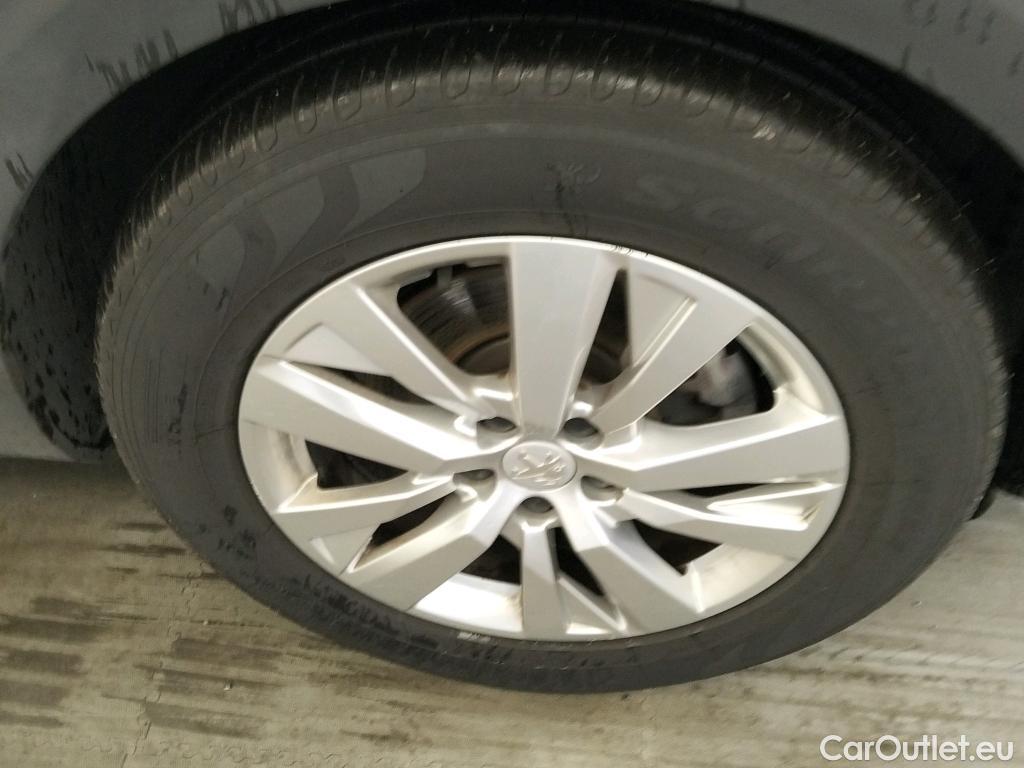  Peugeot  3008 PEUGEOT  / 2020 / 5P / todoterreno 1.5 BlueHDi 96kW (130CV) S&S Active Pack #27