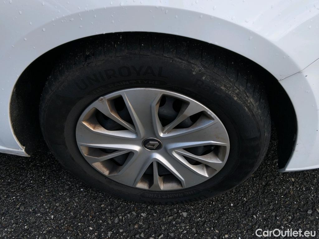  Renault  Megane RENAULT Mégane / 2015 / 5P / berlina con portón Life Blue dCi 70kW (95CV) #41