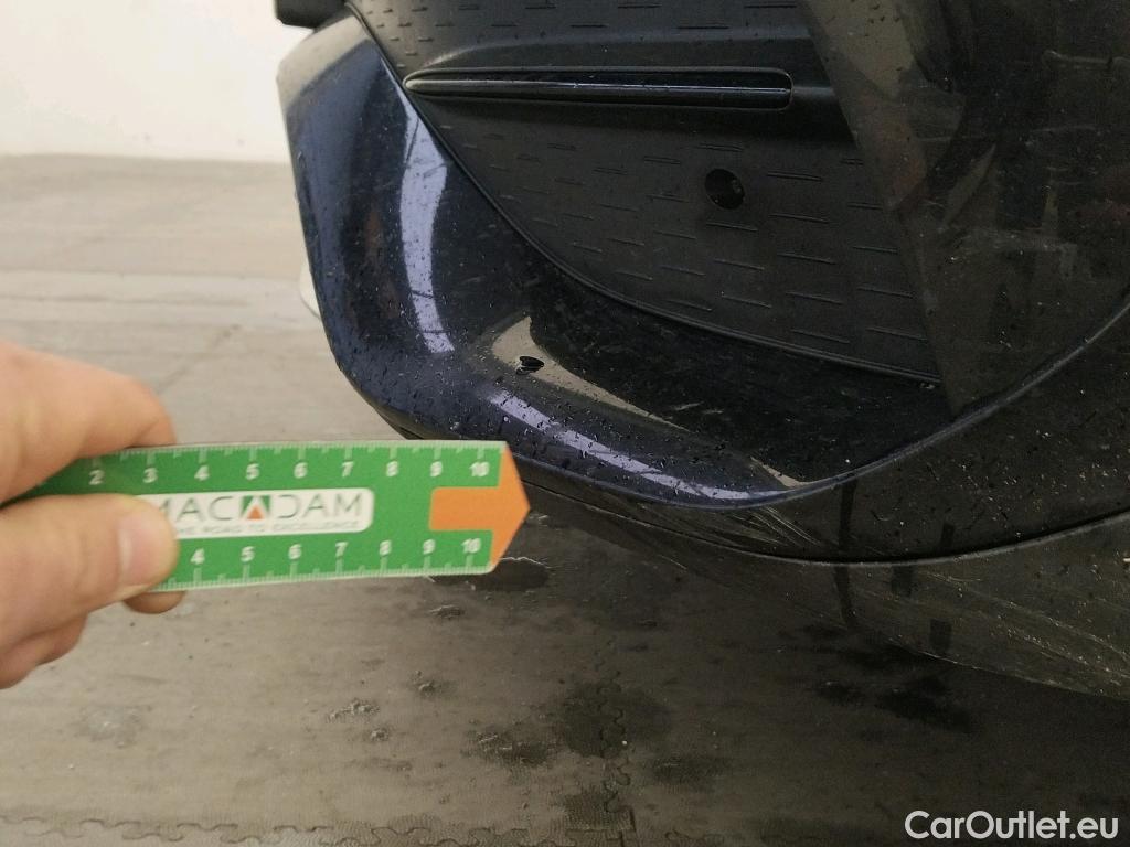  Mercedes  GLA MERCEDES-BENZ  / 2020 / 5P / todoterreno  200 D #8