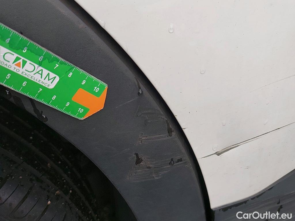  Opel   Grandland X OPEL Grandland / 2021 / 5P / todoterreno 1.5 CDTi Business Edition Auto #28