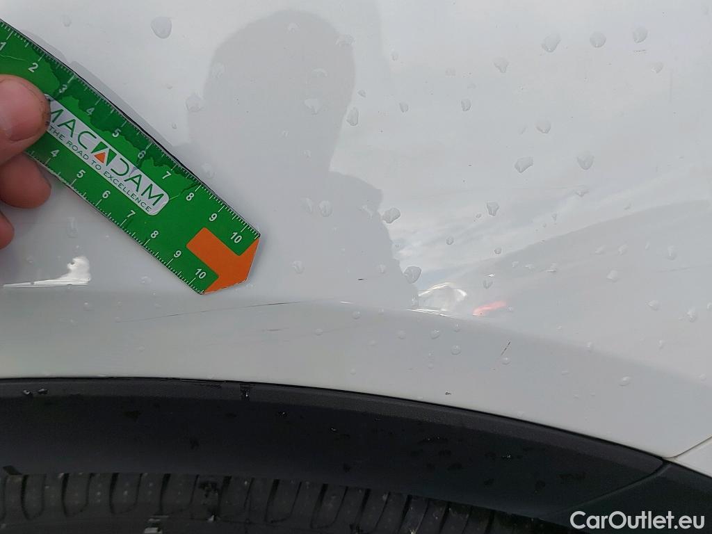  Opel   Grandland X OPEL Grandland / 2021 / 5P / todoterreno 1.5 CDTi Business Edition Auto #19