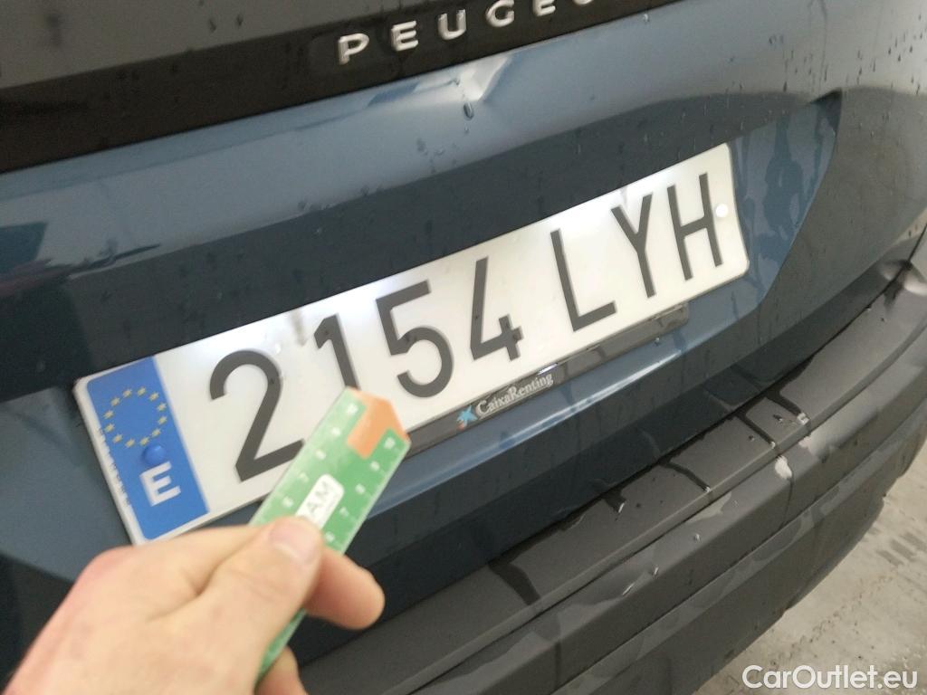  Peugeot  3008 PEUGEOT  / 2020 / 5P / todoterreno 1.5 BlueHDi 96kW (130CV) S&S Active Pack #26